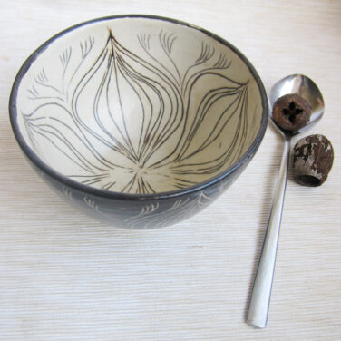 Decorative Serving bowl