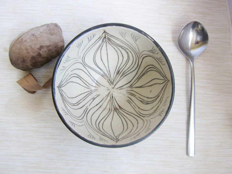 Azzone Alessandra Handmade, black, ceramics, inlay, pottery, serving bowl, sgraffito, stoneware